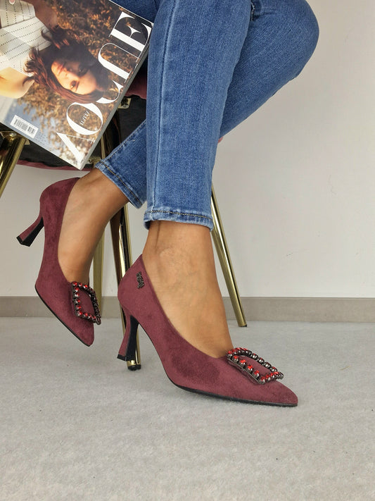 Décolleté Bordeaux in camoscio con dettaglio sulla punta