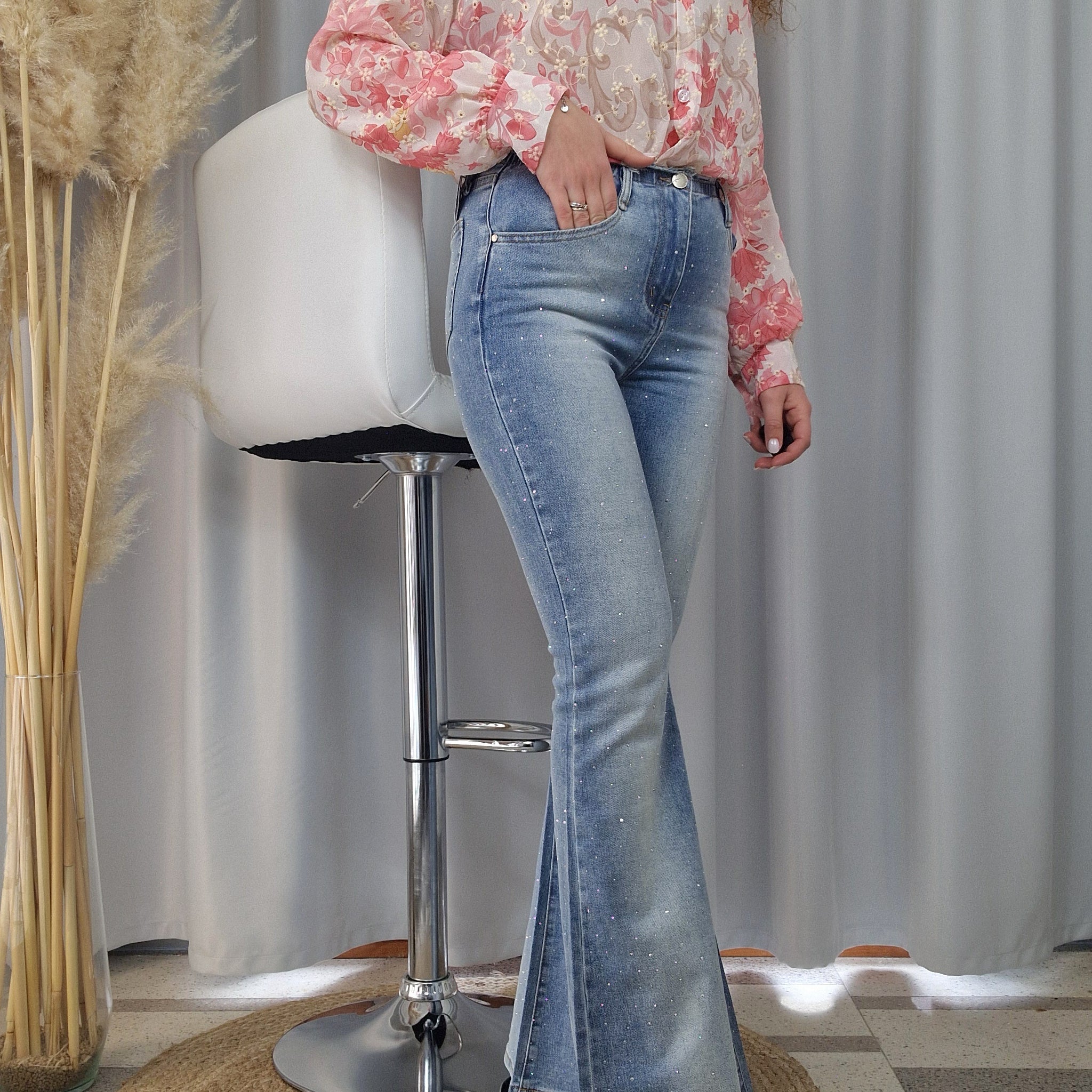 Jeans zampa con brillantini