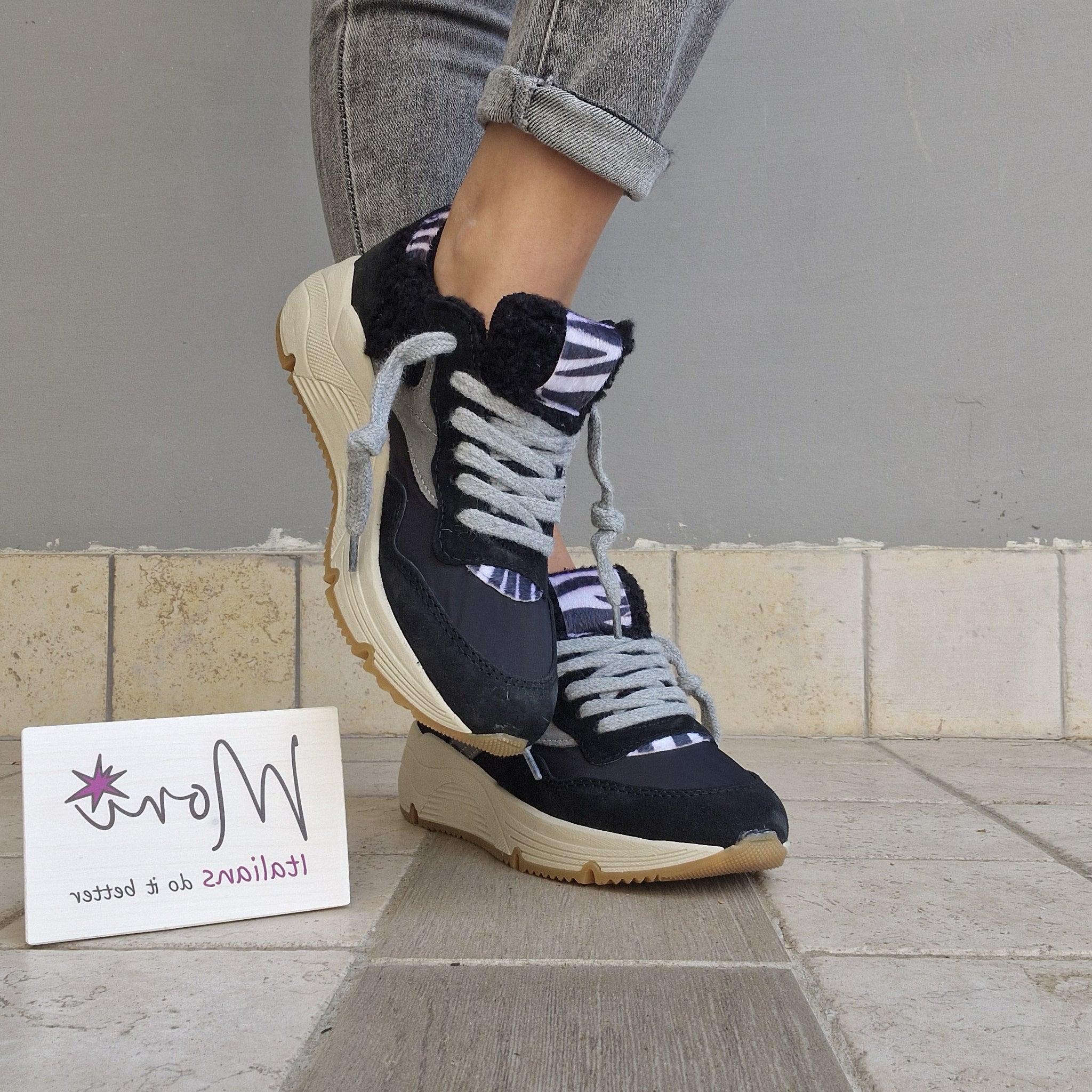 Sneakers Monì nera